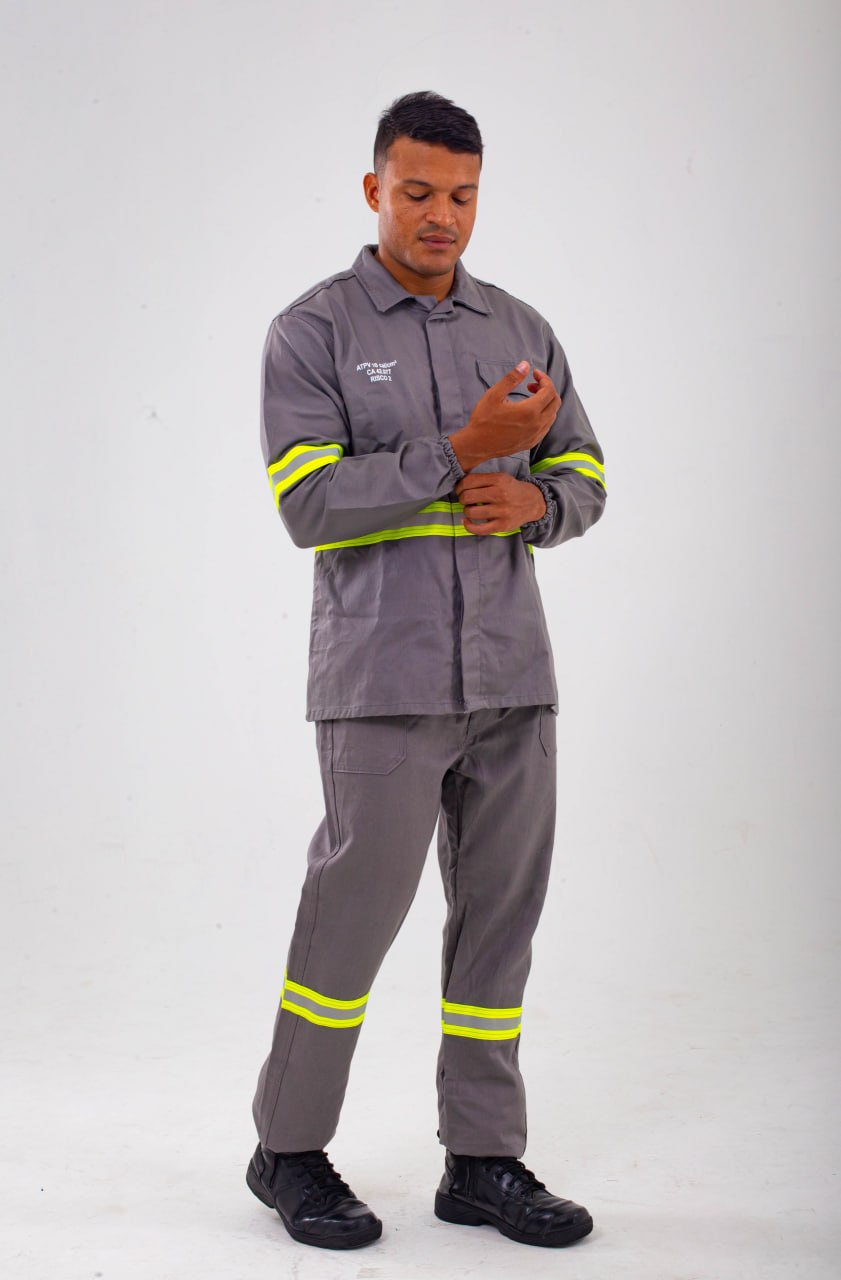 Eletricista Cinza